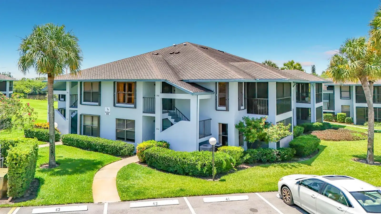 2 bedroom 2 bath Residential for sale at 950 S Kanner Highway # 308, Stuart FL 34994