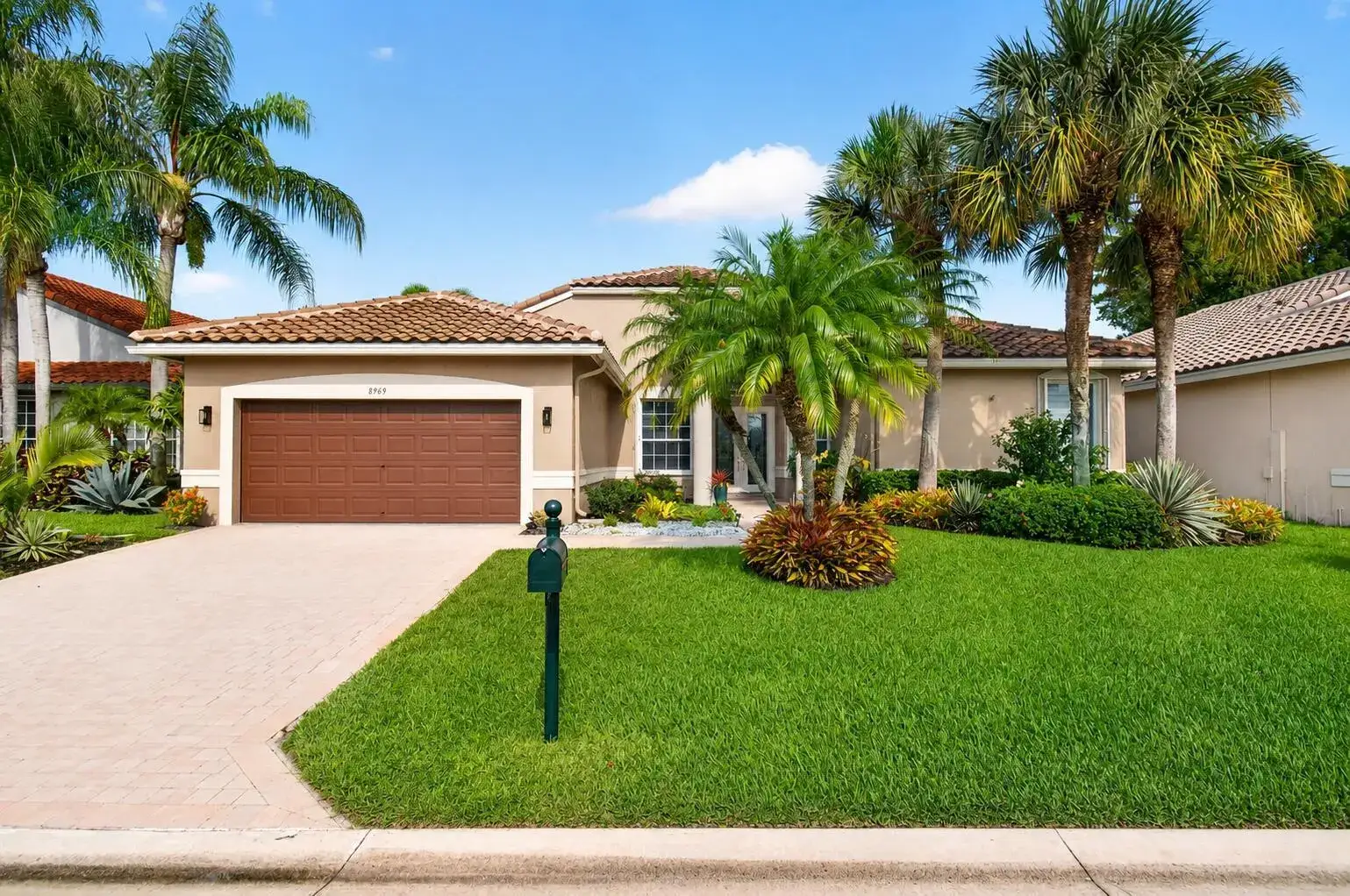 3 bedroom 2 bath Residential for sale at 8969 Torcello Way, Boynton Beach FL 33472