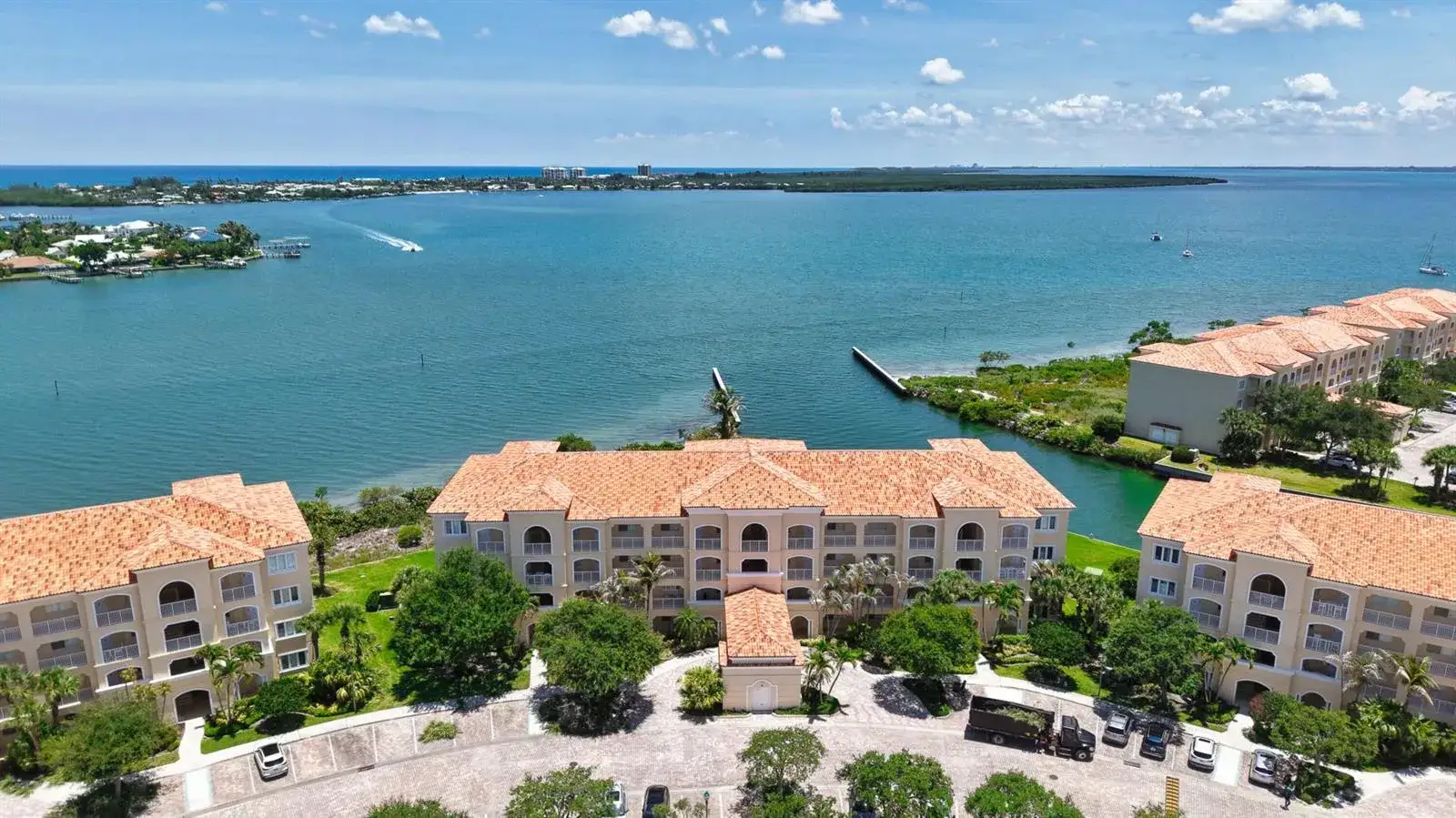 2 bedroom 2 bath Residential for sale at 4 E Harbour Isle Drive E, Fort Pierce FL 34949