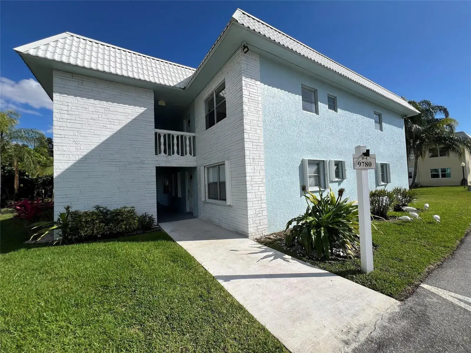 2 bedroom 2 bath Residential for sale at 9780 Marina Boulevard # 415, Boca Raton FL 33428