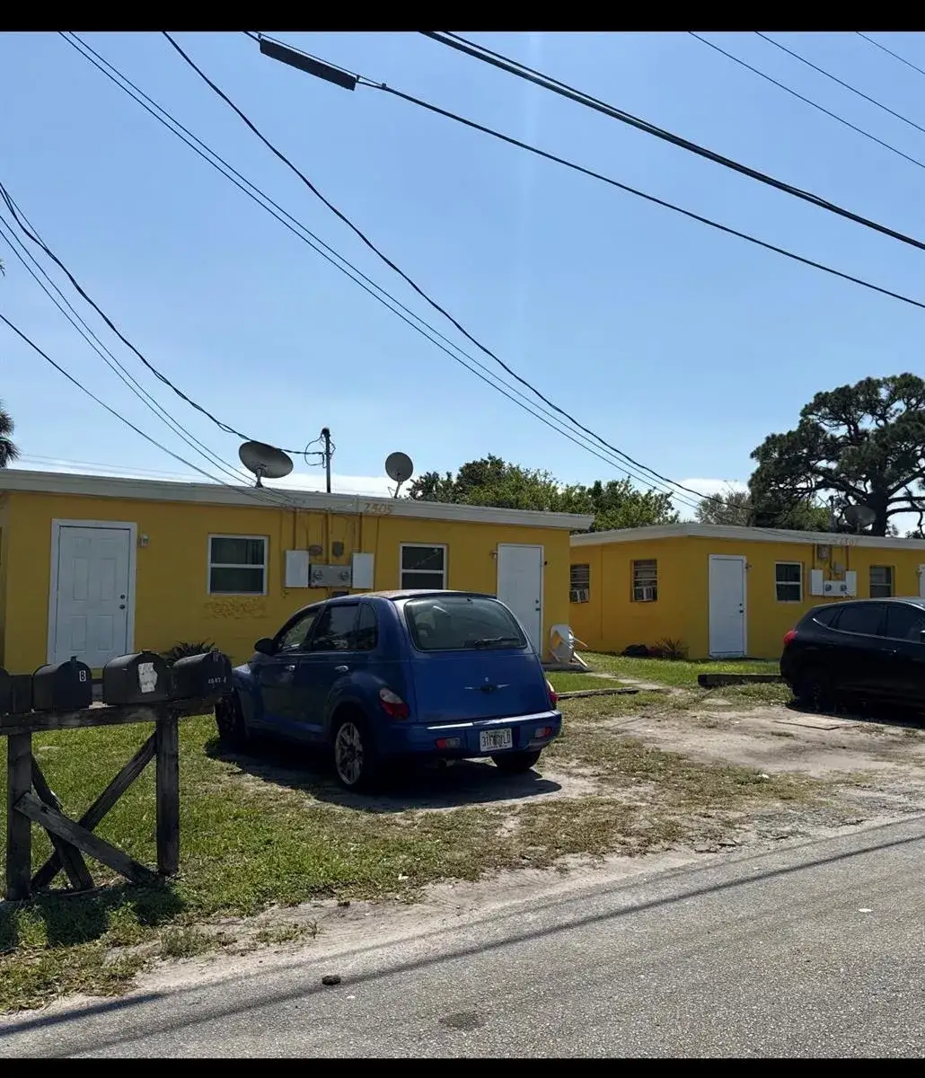 2505 Avenue R # B, Fort Pierce FL 34947