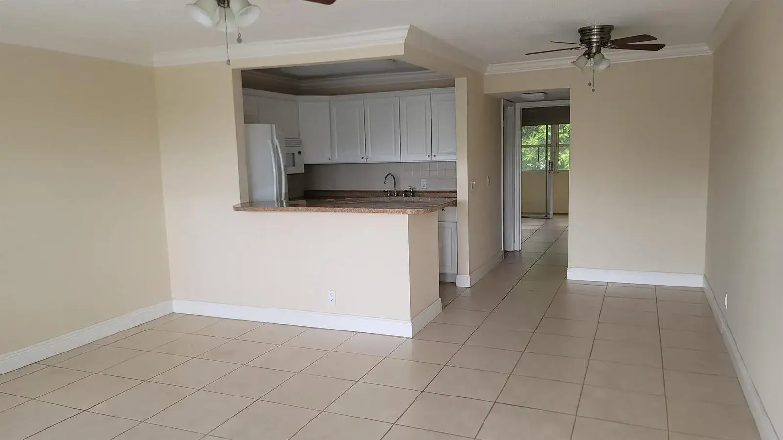1 bedroom 1 bath Residential Lease for rent at 375 Camden P, West Palm Beach FL 33417