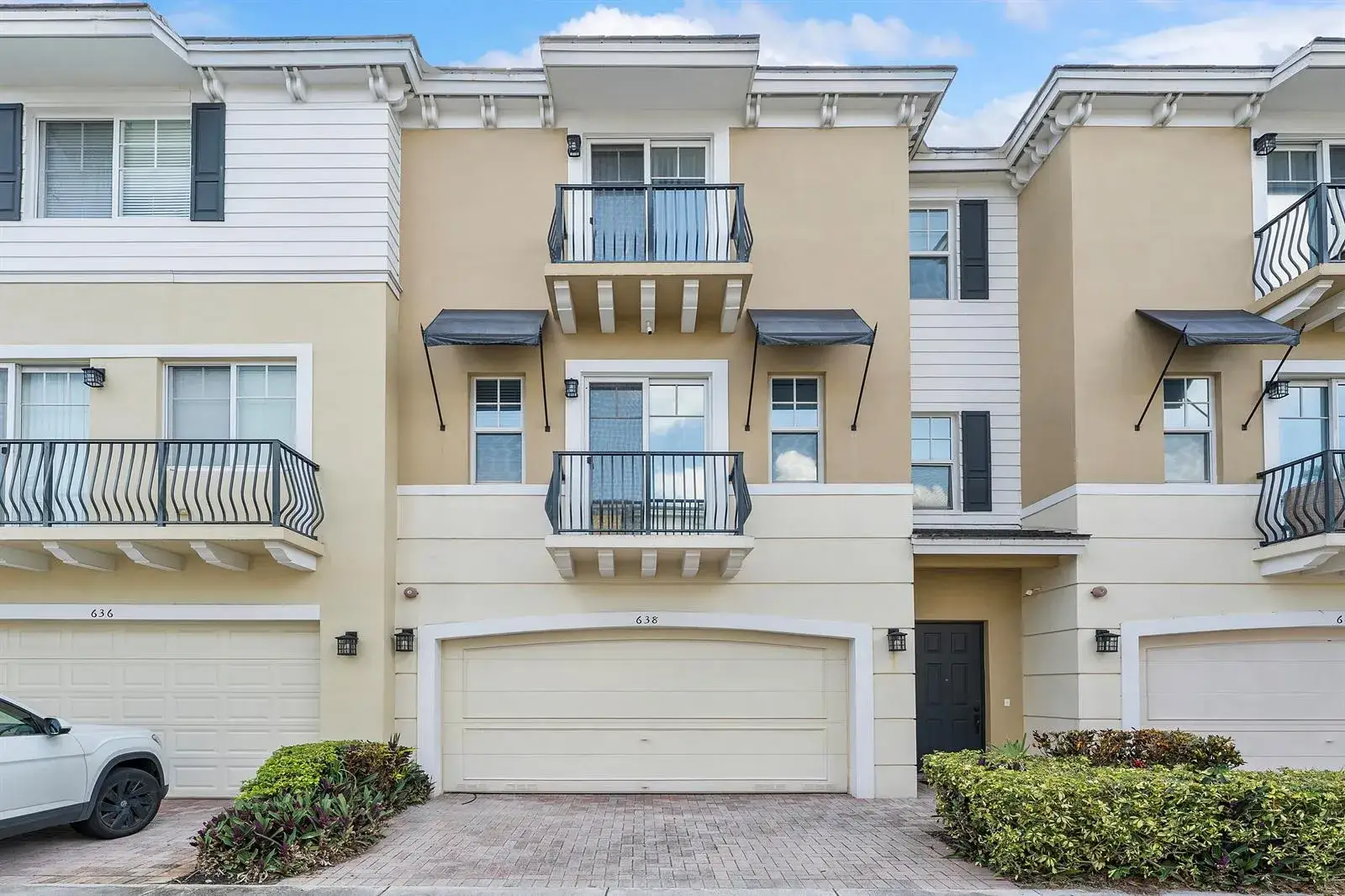 3 bedroom 3 bath Residential Lease for rent at 638 NW 38th Circle, Boca Raton FL 33431