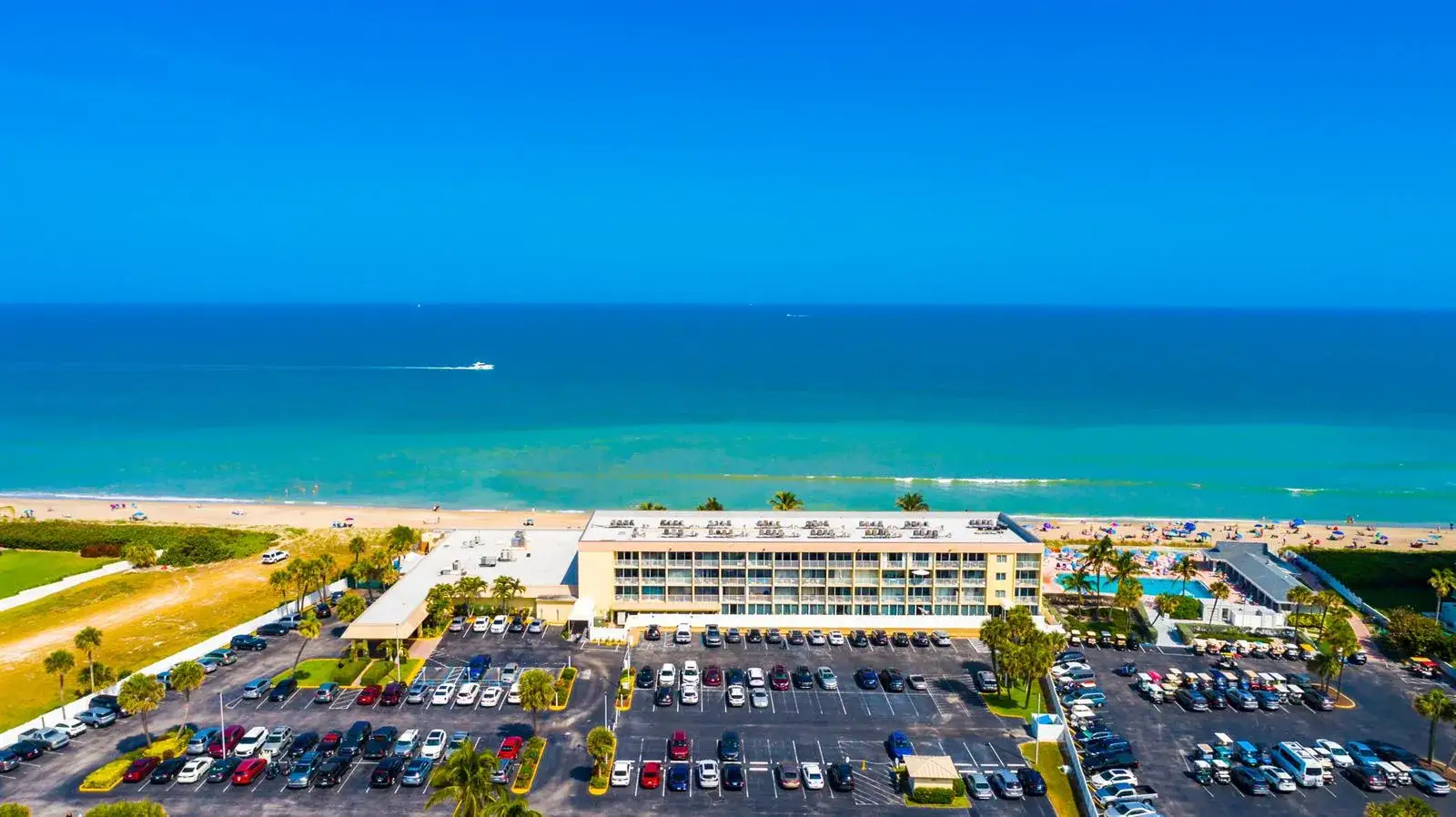 2 bedroom 2 bath Residential for sale at 9800 S Ocean Drive # 415, Jensen Beach FL 34957