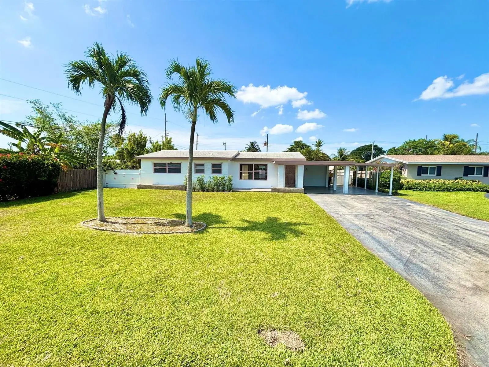 3 bedroom 2 bath Residential for sale at 470 NE 45th Street, Boca Raton FL 33431
