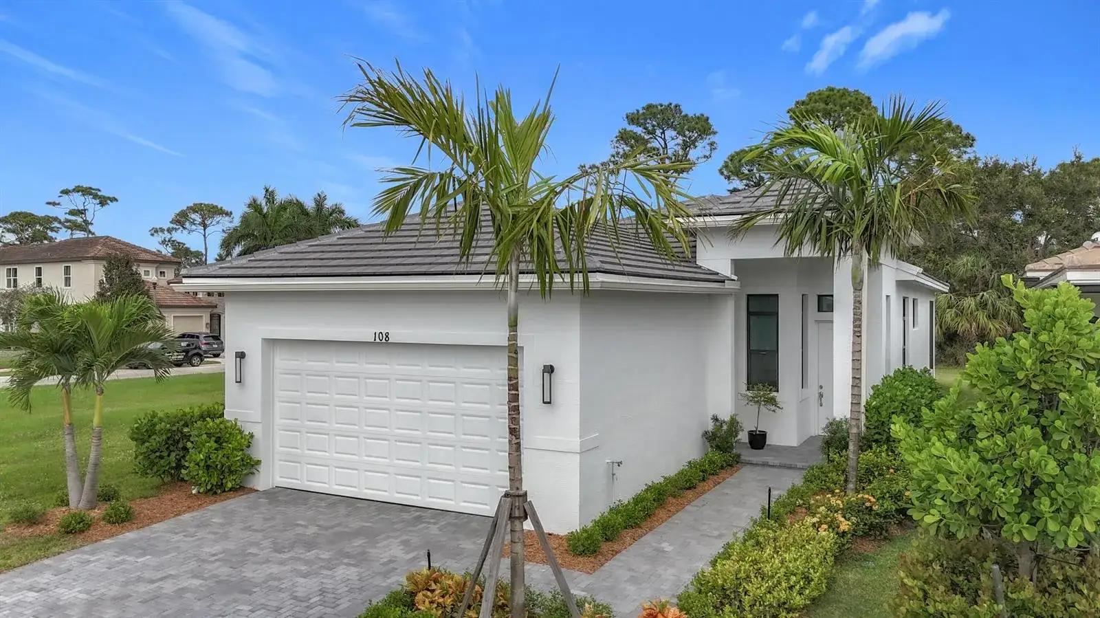 3 bedroom 2 bath Residential for sale at 108 SE Strada Cervaro, Port St. Lucie FL 34952