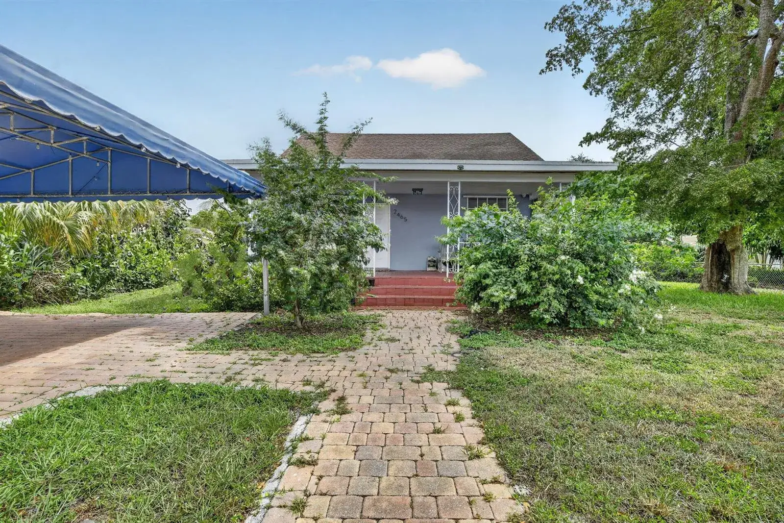 3 bedroom 2 bath Residential for sale at 2465 Taylor Street, Hollywood FL 33020