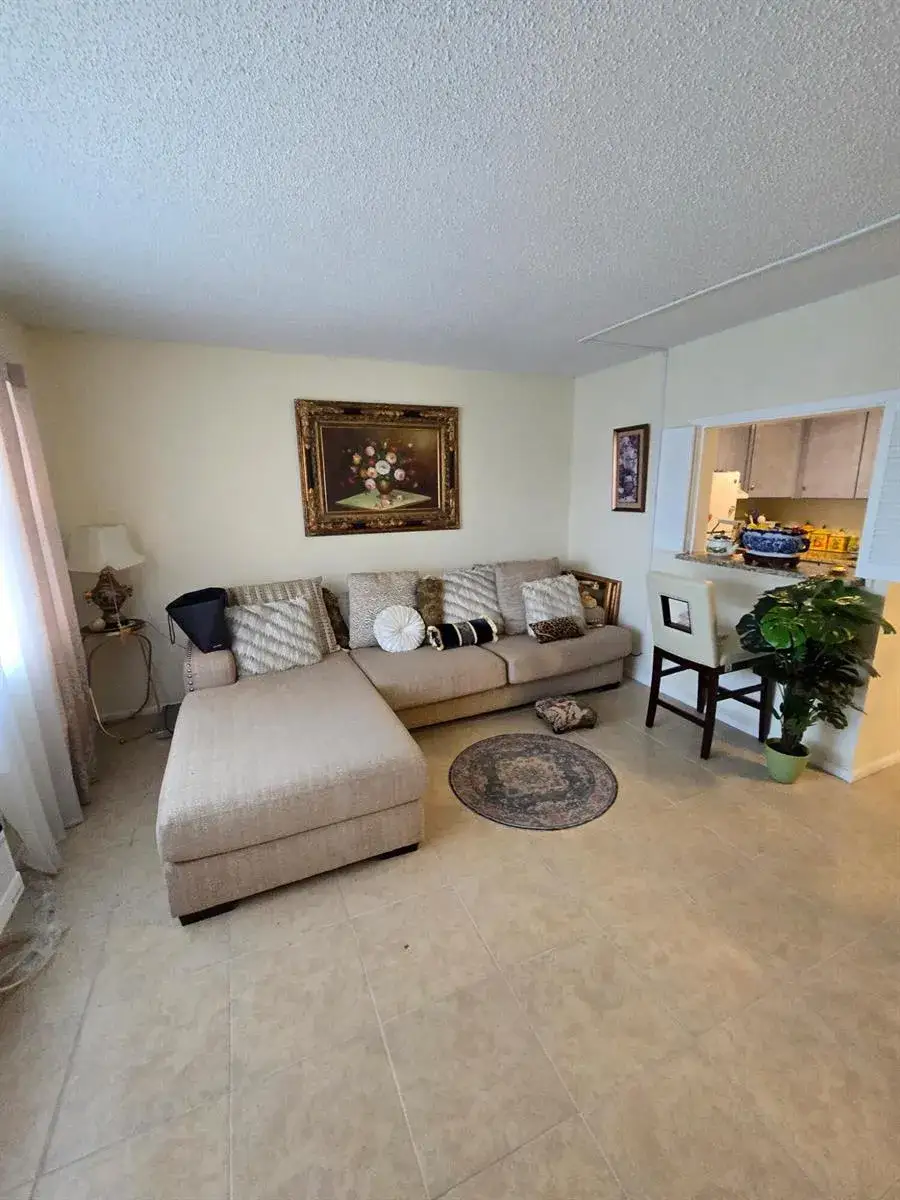 1 bedroom 1 bath Residential Lease for rent at 12 Prescott # 12, Deerfield Beach FL 33442
