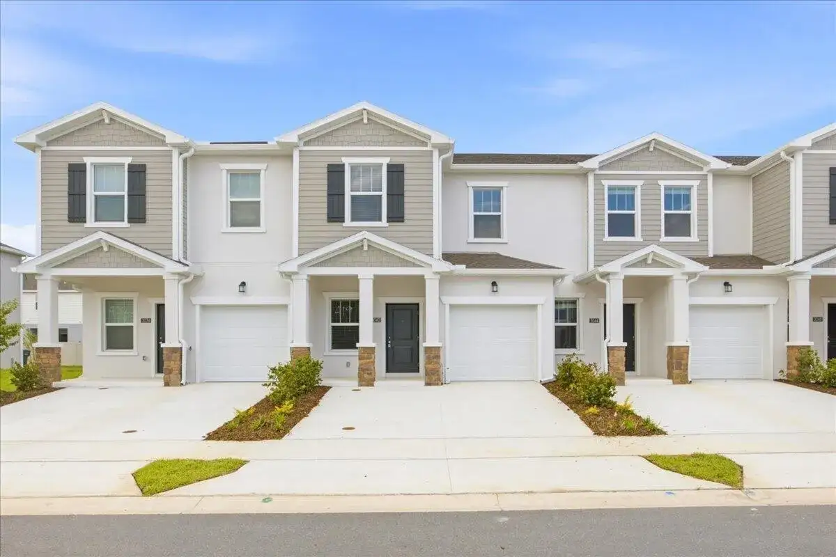 3 bedroom 2 bath Residential Lease for rent at 3040 Chromatic Street, Kissimmee FL 34758