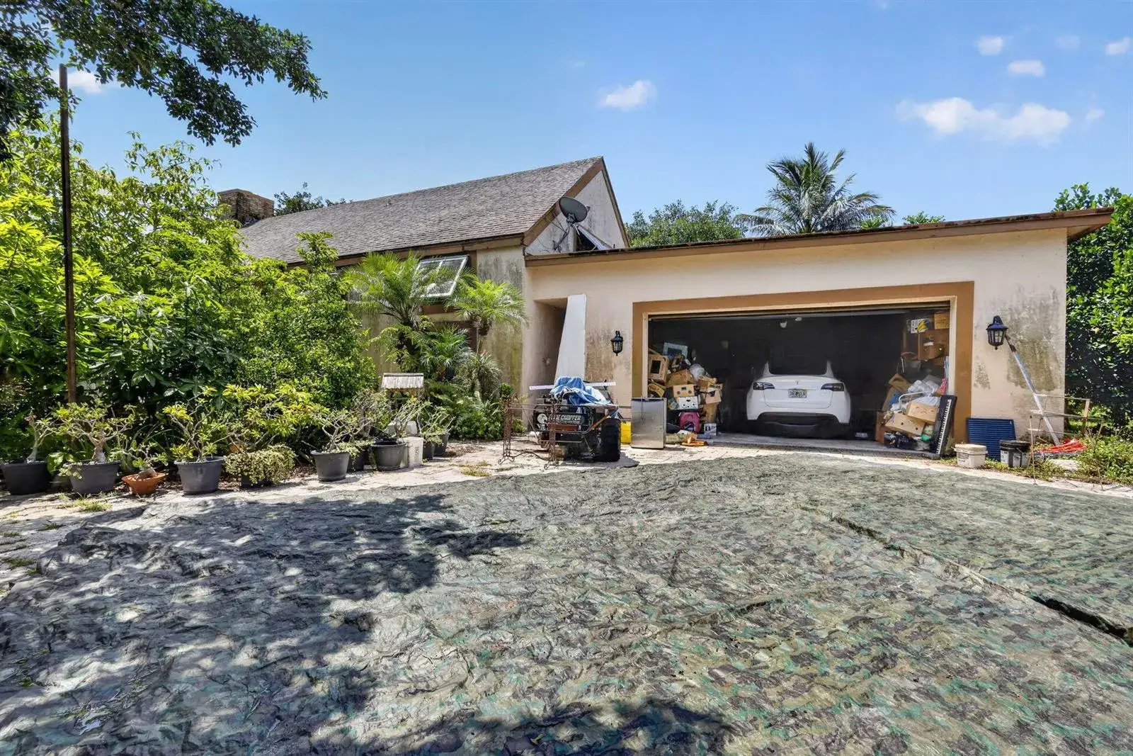 3 bedroom 3 bath Residential for sale at 6022 Western Way, Lake Worth FL 33463