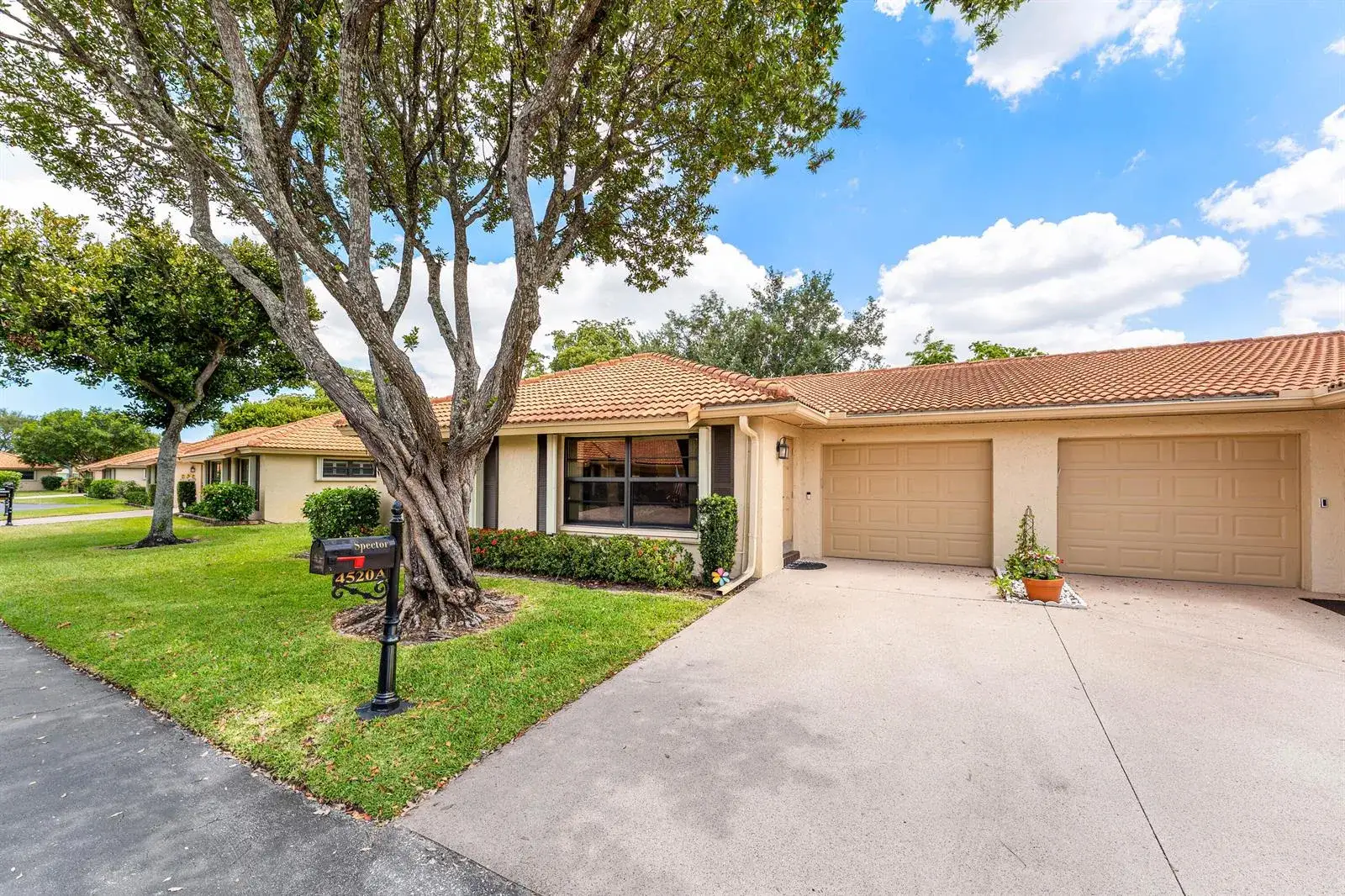2 bedroom 2 bath Residential Lease for rent at 4520 Ficus Tree Road # A, Boynton Beach FL 33436