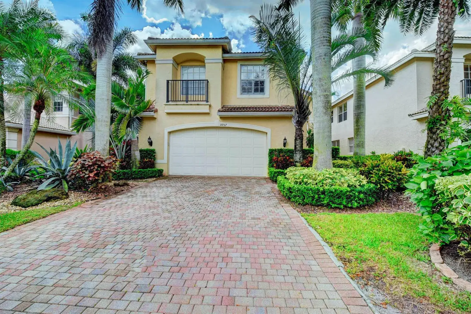 4 bedroom 2 bath Residential for sale at 8957 Sandy Crest Lane, Boynton Beach FL 33473