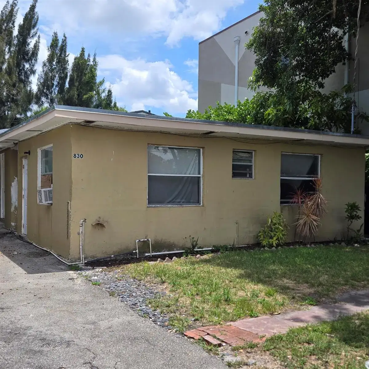 3 bedroom 2 bath Residential Lease for rent at 830 SW 14th Street # 2, Pompano Beach FL 33060