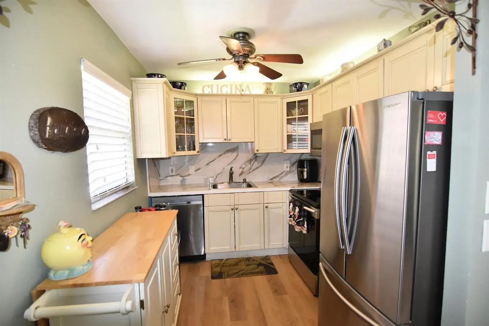 2 bedroom 2 bath Residential for sale at 237 Saxony E, Delray Beach FL 33446