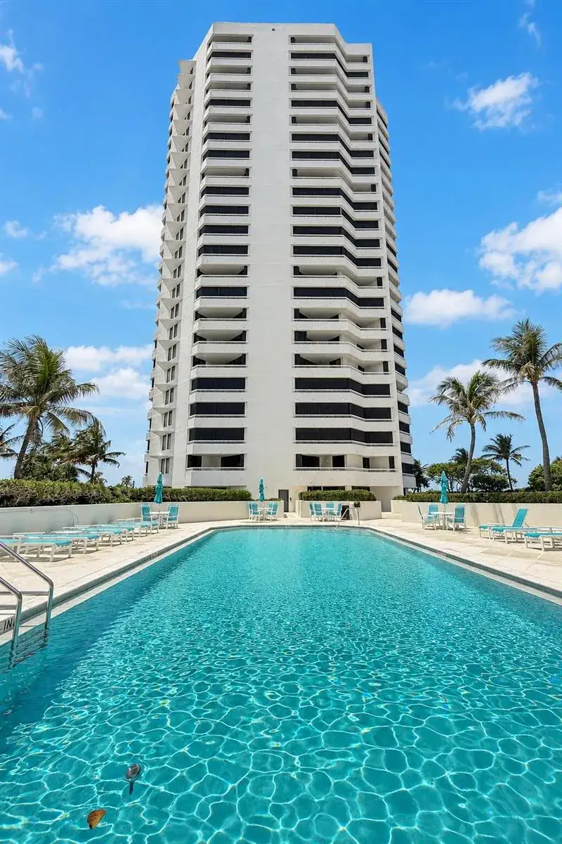 2 bedroom 2 bath Residential Lease for rent at 5080 N Ocean Drive # 20c, Singer Island FL 33404