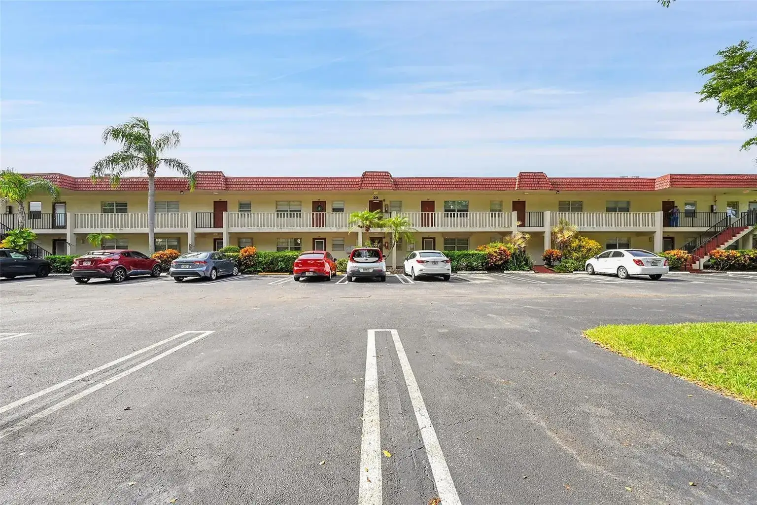 2 bedroom 2 bath Residential for sale at 23 Abbey Lane # 202, Delray Beach FL 33446
