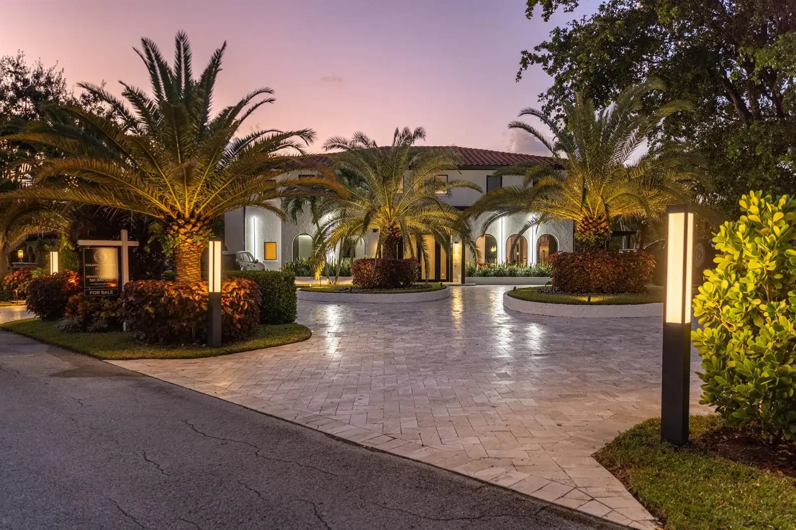 4 bedroom 3 bath Residential for sale at 290 NW 6th Street, Boca Raton FL 33432