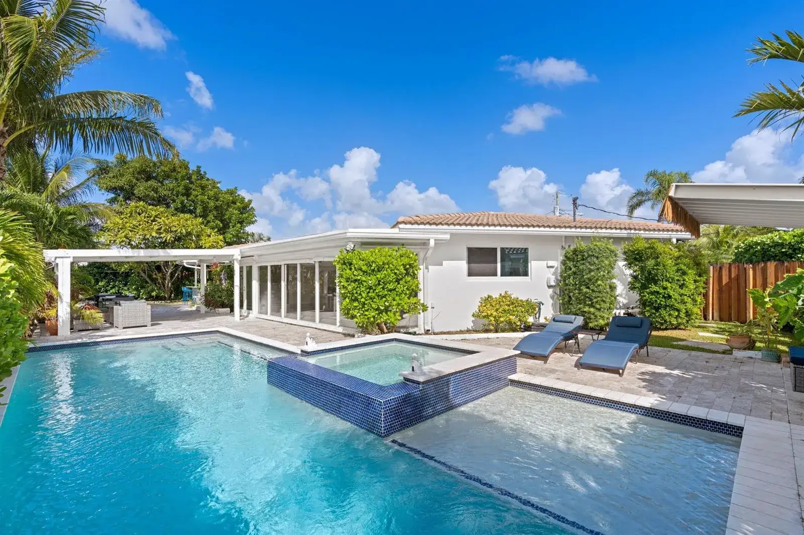 3 bedroom 3 bath Residential Lease for rent at 391 SE 7th Avenue, Pompano Beach FL 33060