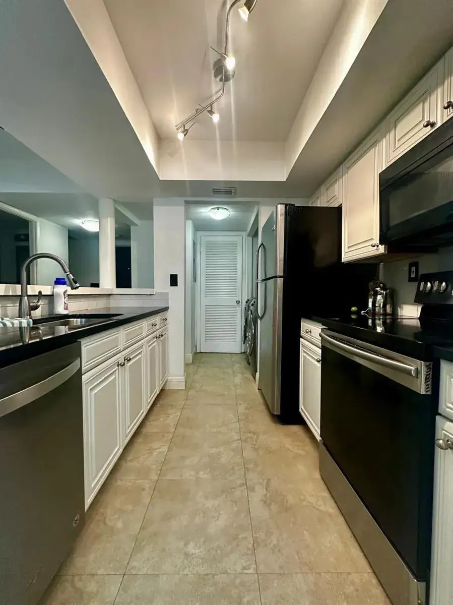 2 bedroom 2 bath Residential Lease for rent at 8801 W Sample Road # 4, Coral Springs FL 33065