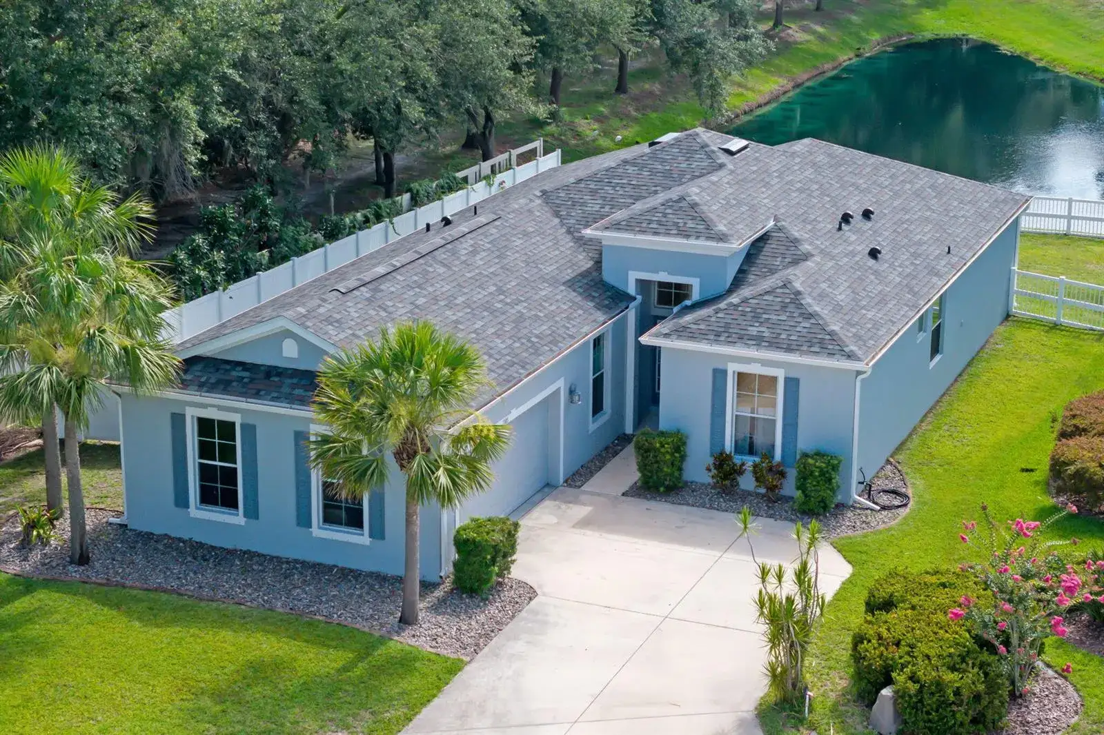 3 bedroom 2 bath Residential for sale at 7005 56th Terrace E, FL 34221