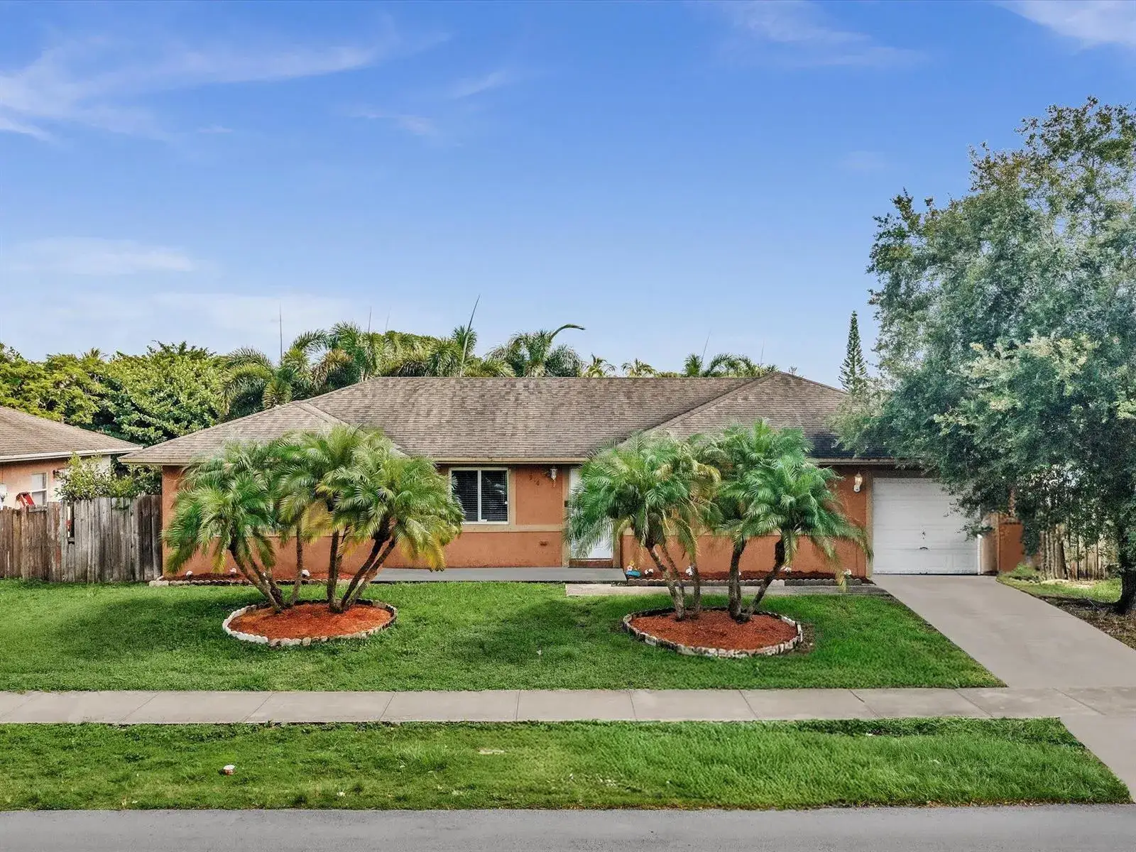 4 bedroom 2 bath Residential for sale at 916 NW 3rd Terrace, Florida City FL 33034