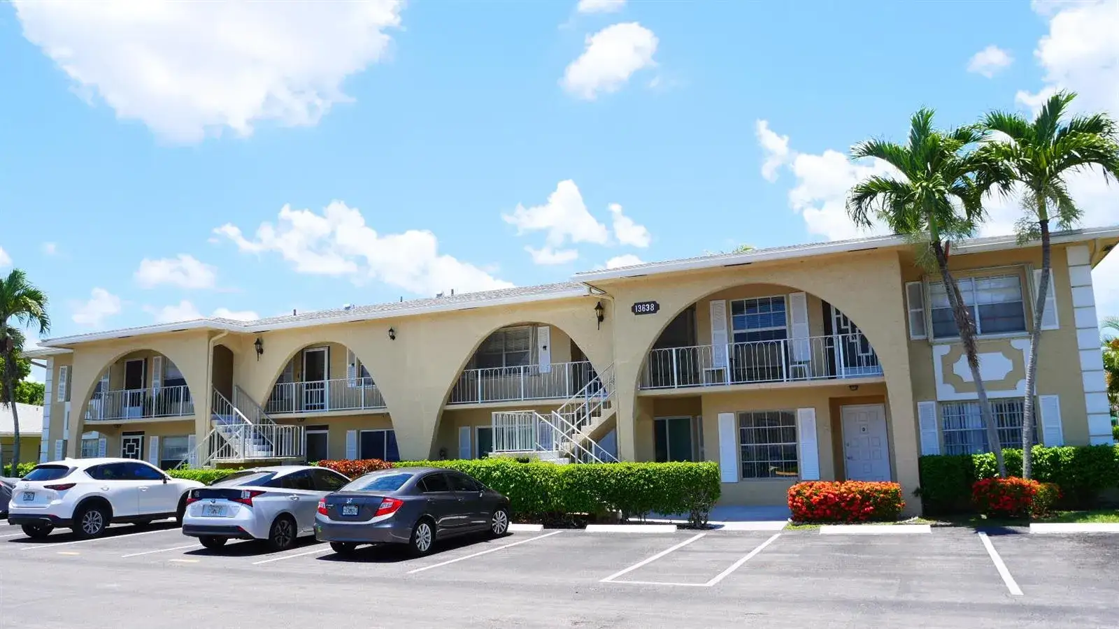 2 bedroom 2 bath Residential Lease for rent at 13638 Via Flora # D, Delray Beach FL 33484