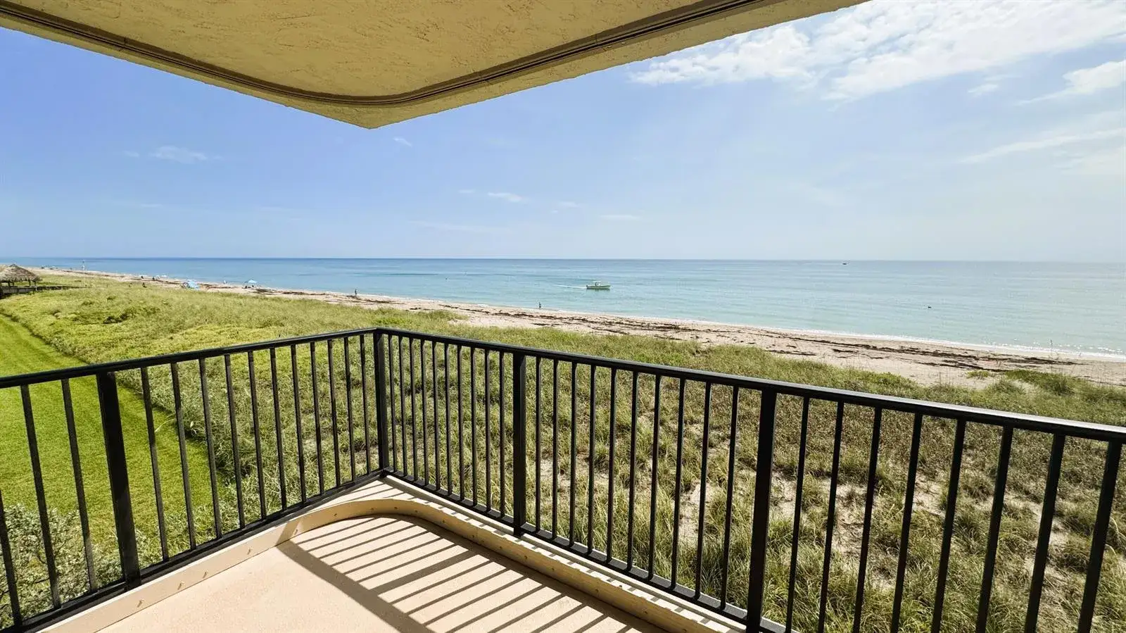 2 bedroom 2 bath Residential for sale at 10310 S Ocean Drive # 301, Jensen Beach FL 34957