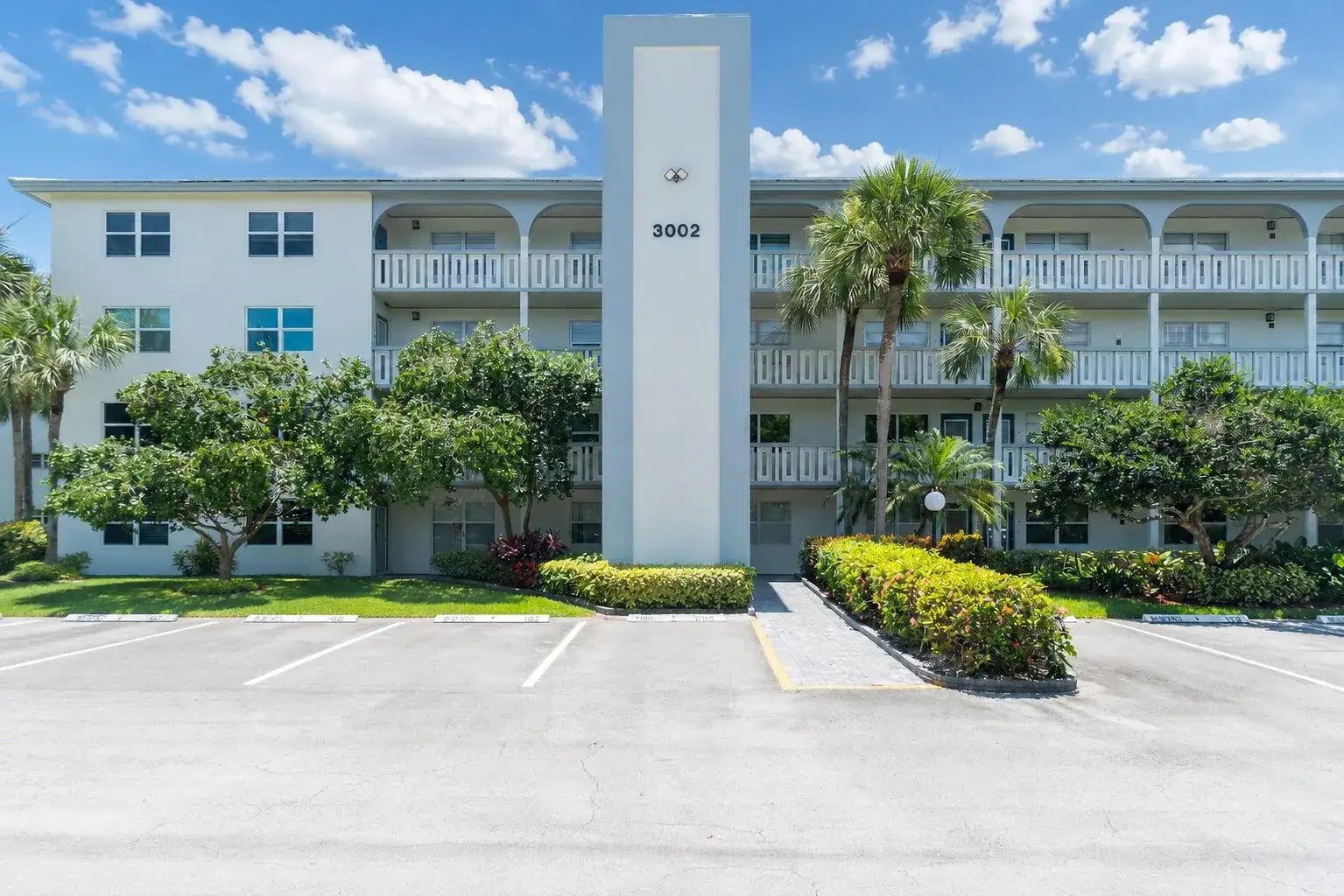 2 bedroom 2 bath Residential Lease for rent at 3002 Portofino Isle # D1, Coconut Creek FL 33066