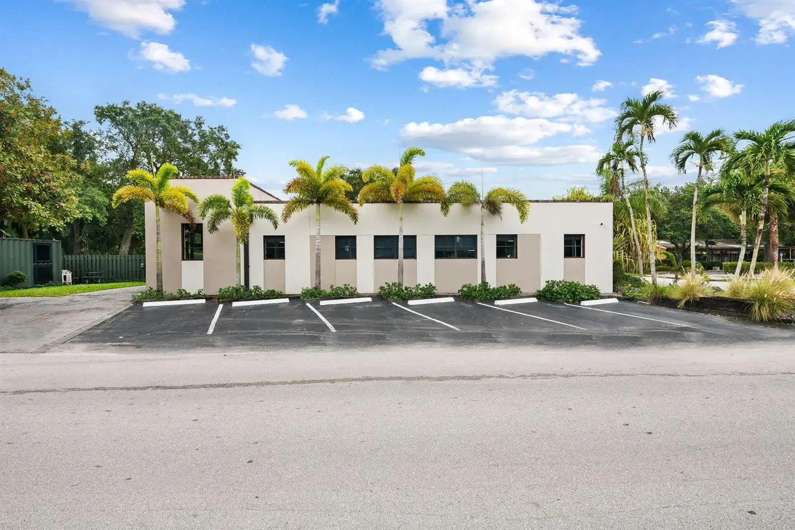 Commercial Sale for sale at 602 SW 12th Avenue, Fort Lauderdale FL 33312
