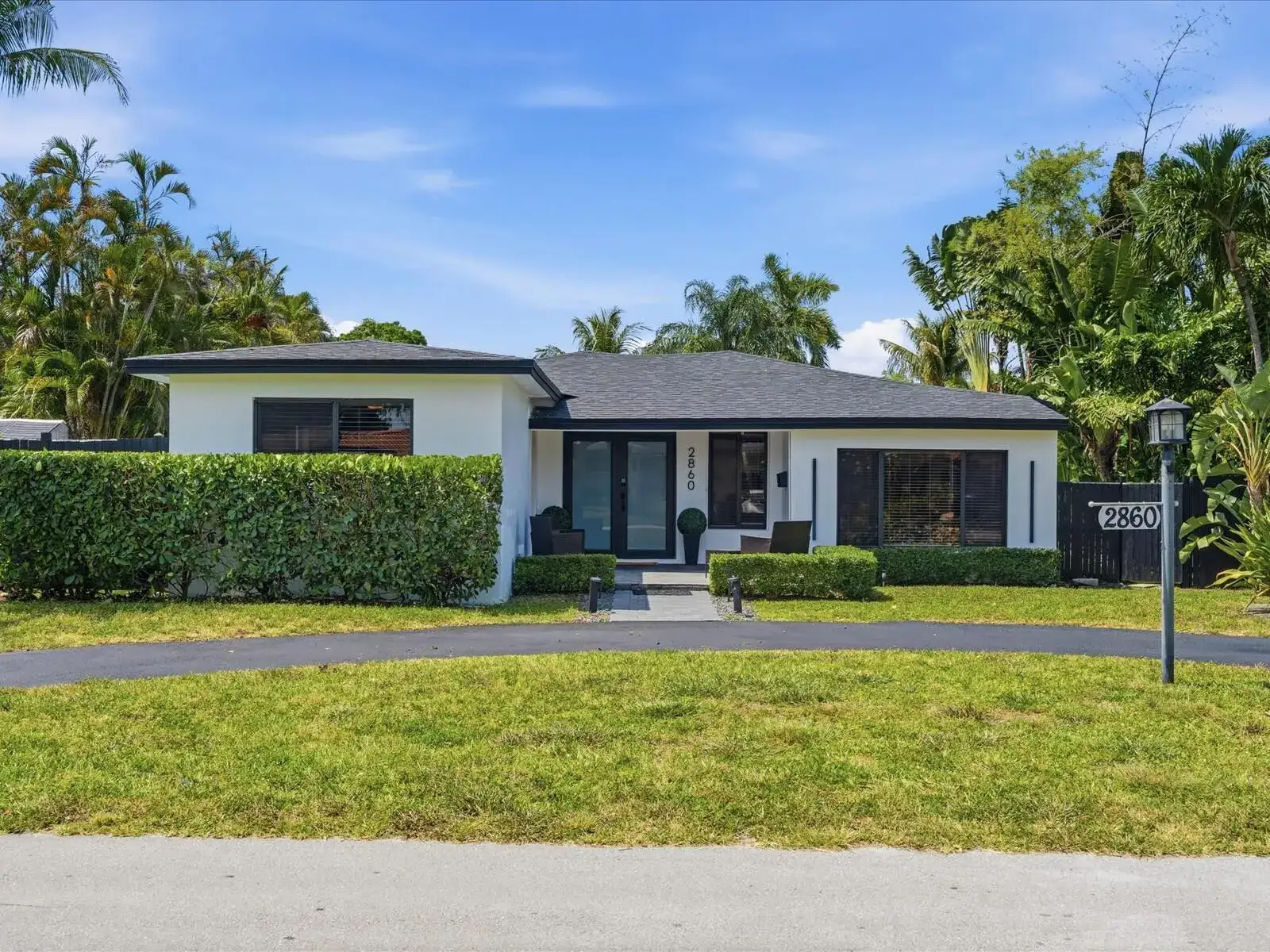 3 bedroom 2 bath Residential for sale at 2860 Monroe Street, Hollywood FL 33020