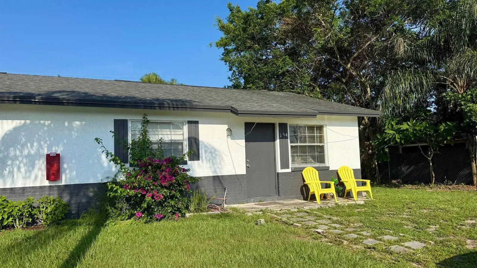 2 bedroom 1 bath Residential Lease for rent at 134 Jennings Avenue # 134, FL 33463