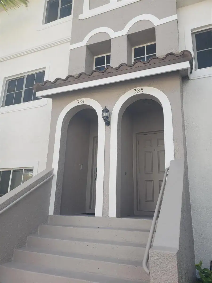 3 bedroom 2 bath Residential Lease for rent at 325 Bayfront Drive # 325, Boynton Beach FL 33435