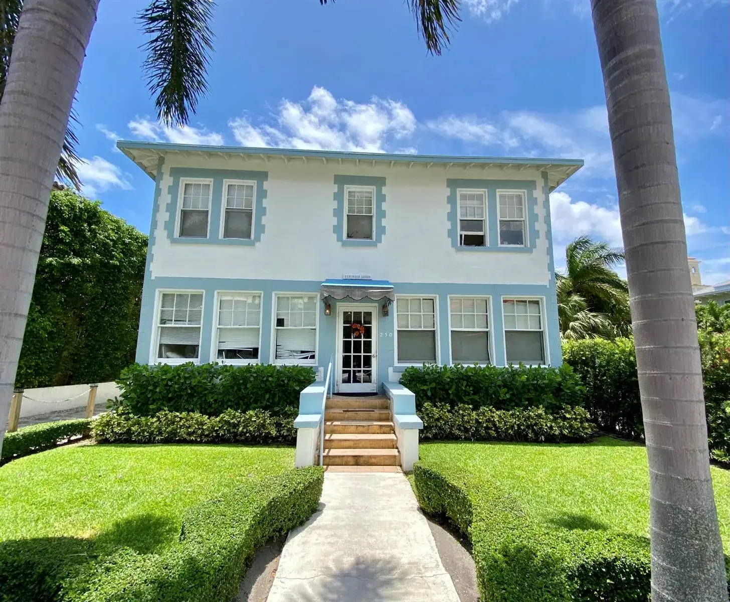 1 bedroom 1 bath Residential Lease for rent at 250 Seminole Avenue # 3, Palm Beach FL 33480