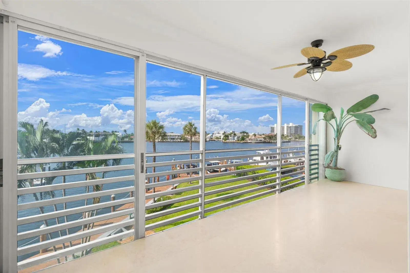 2 bedroom 2 bath Residential for sale at 951 Spanish Circle # 346, Delray Beach FL 33483