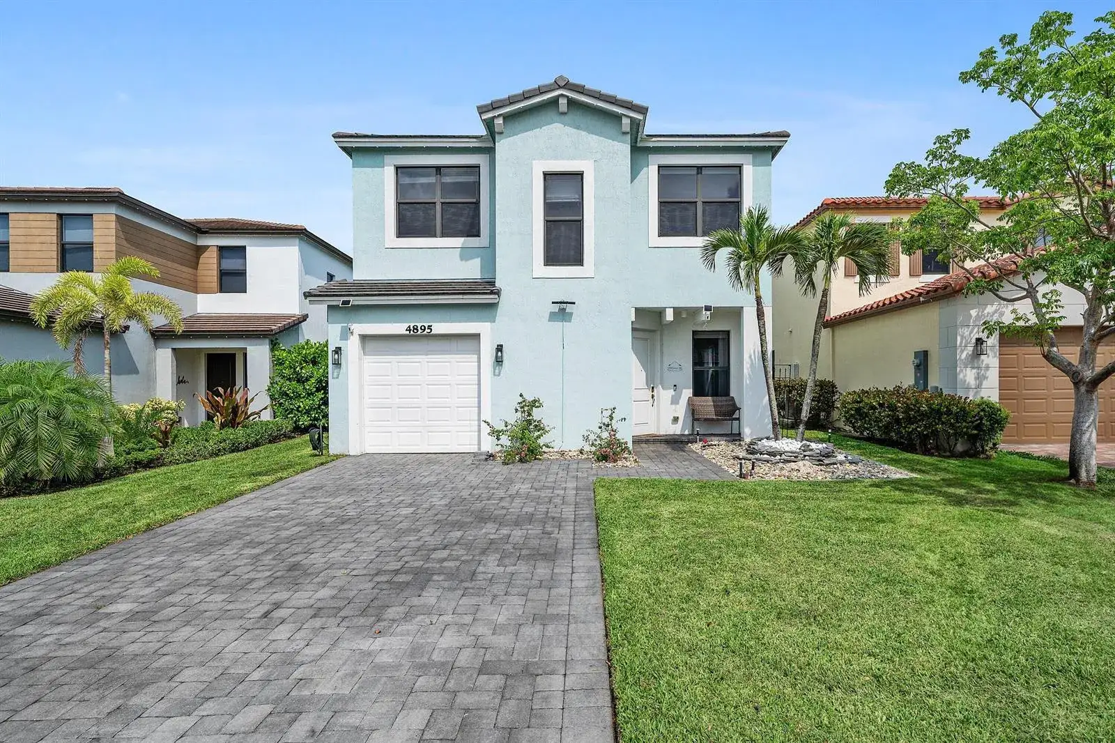 3 bedroom 2 bath Residential for sale at 4895 Sand Dollar Drive, Westlake FL 33470