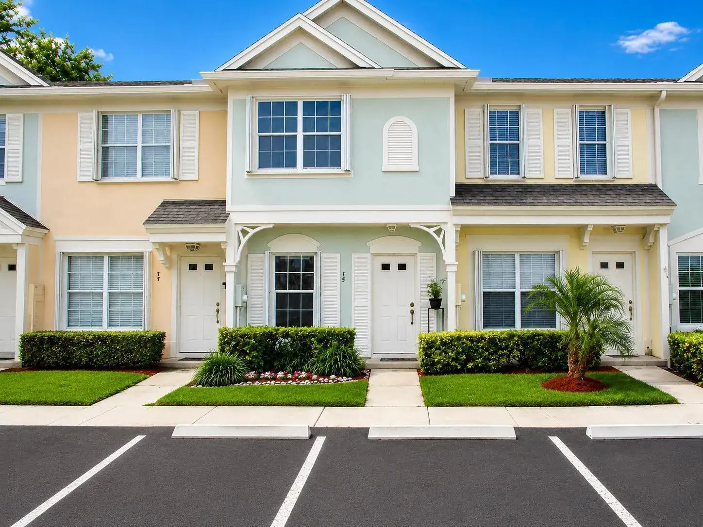 2 bedroom 2 bath Residential Lease for rent at 75 Whitehead Circle # 75, Weston FL 33326
