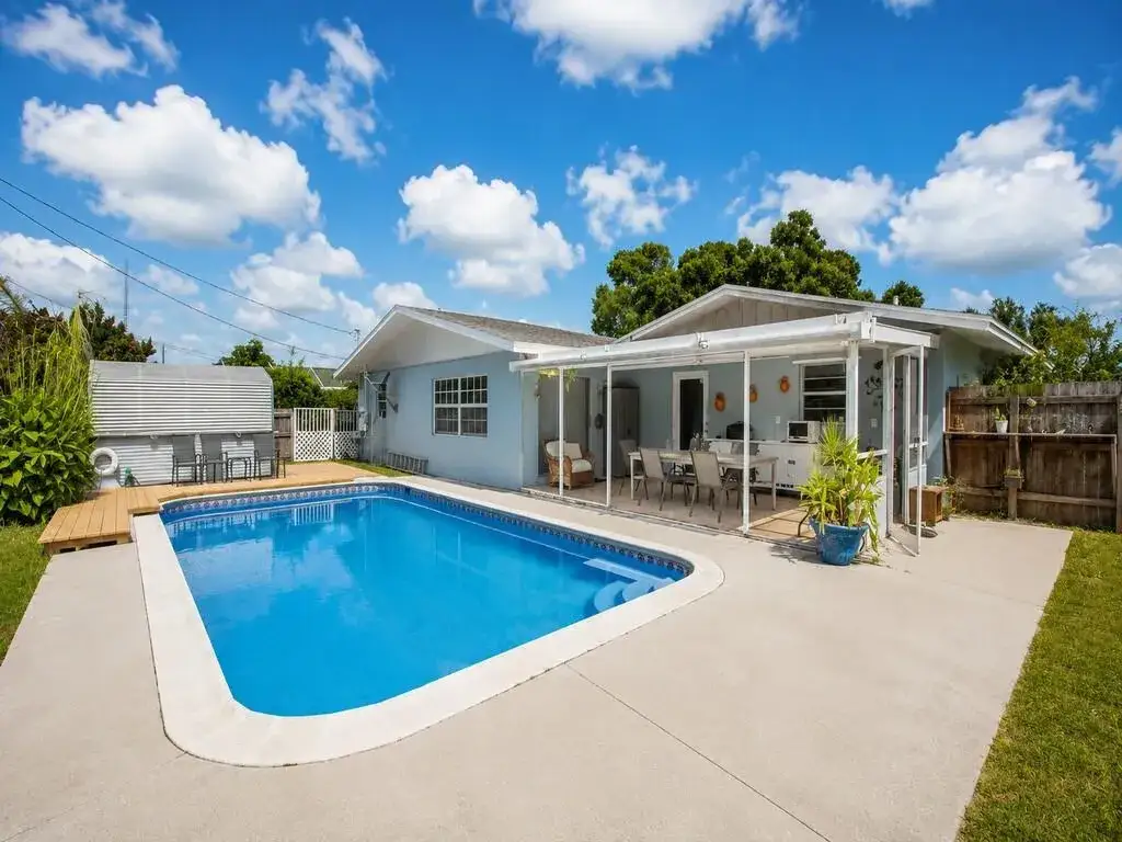 3 bedroom 2 bath Residential for sale at 2405 Blossom Court, Fort Pierce FL 34982