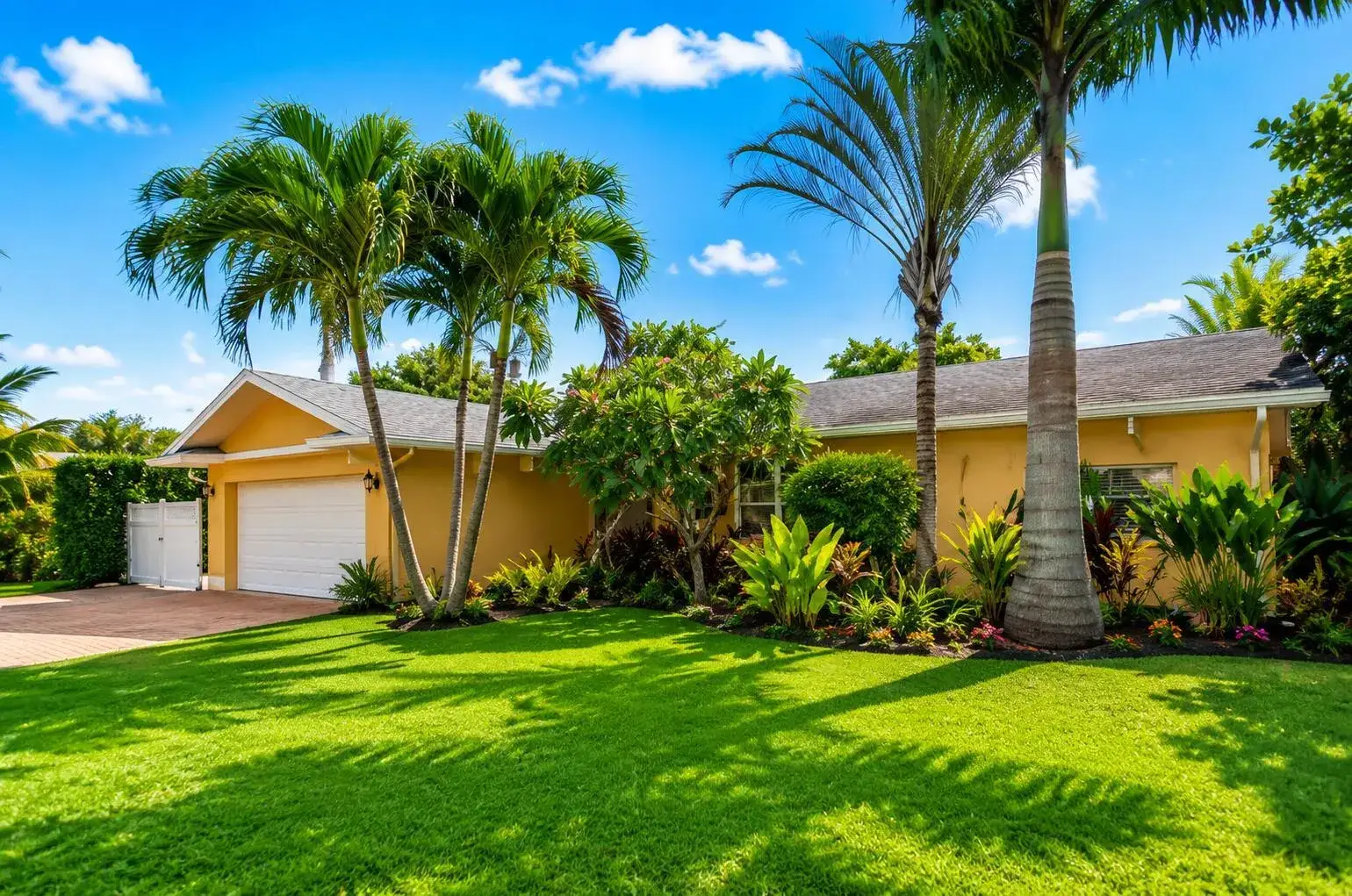 4 bedroom 3 bath Residential for sale at 842 Fathom Road W, North Palm Beach FL 33408