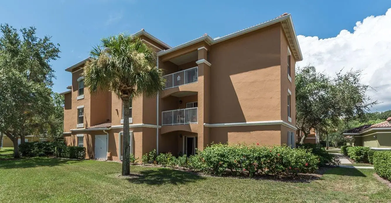 2 bedroom 2 bath Residential Lease for rent at 5080 Fairways Circle # G301, Vero Beach FL 32967