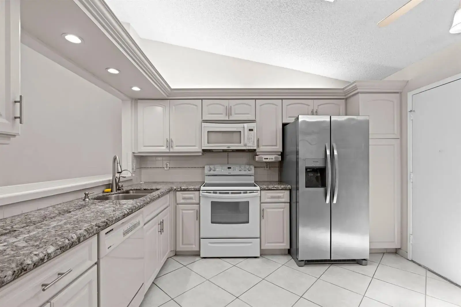 3 bedroom 2 bath Residential for sale at 10044 Andrea Lane # A, Boynton Beach FL 33437