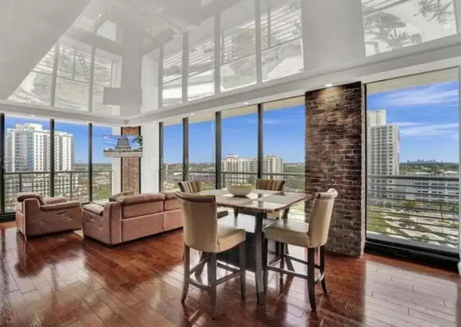 1 bedroom 1 bath Residential for sale at 1720 Harrison Street # 14h, Hollywood FL 33020