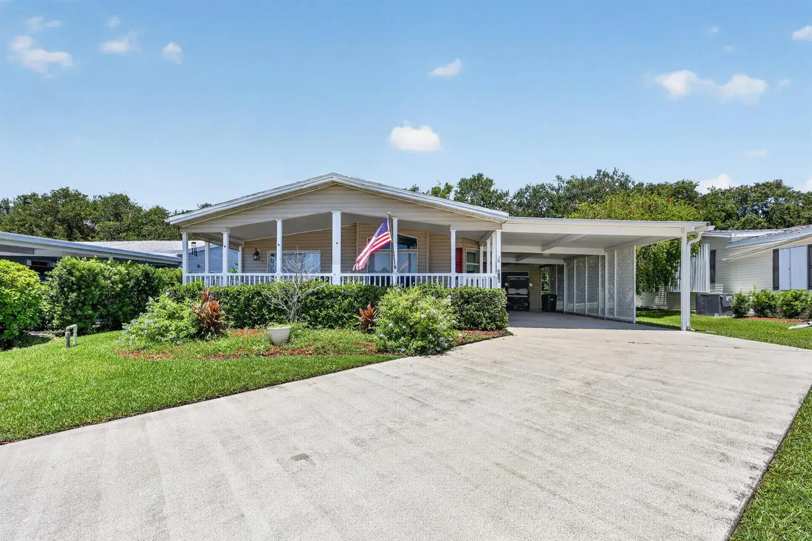 2 bedroom 2 bath Residential for sale at 8004 Long Drive, Port St. Lucie FL 34952