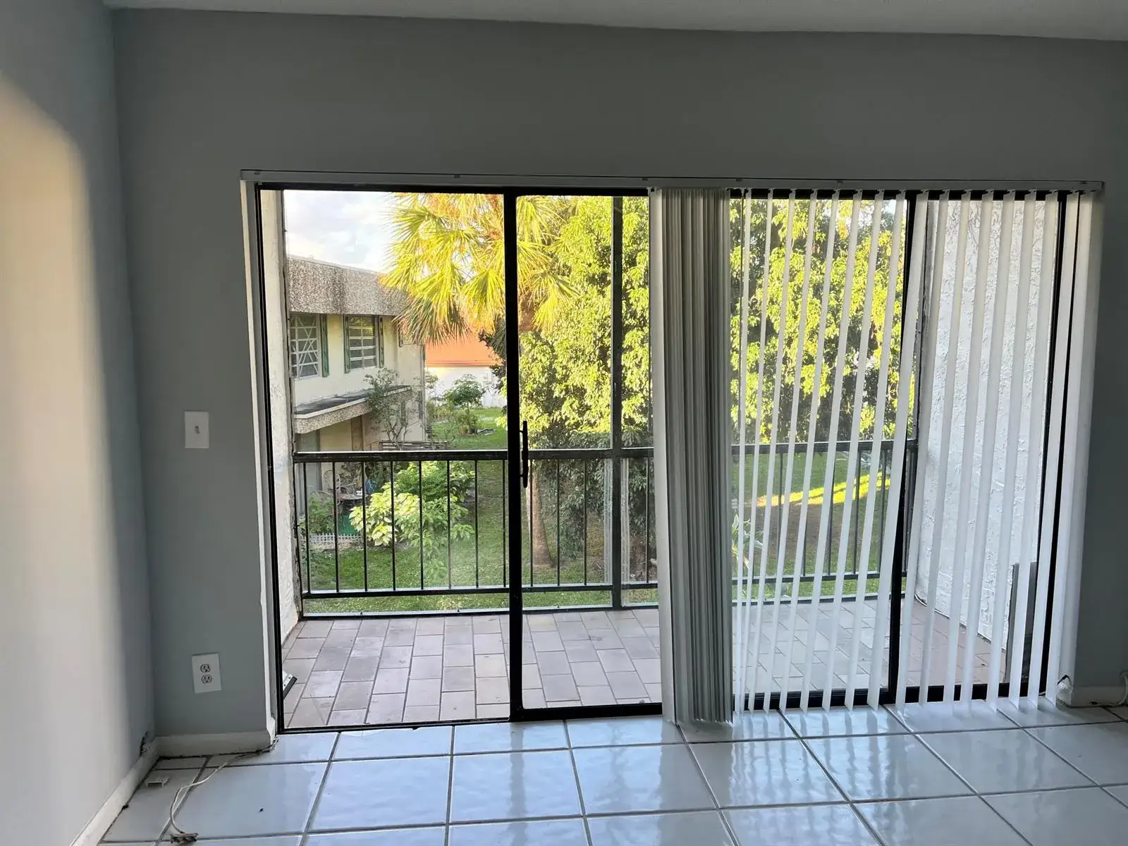 2 bedroom 2 bath Residential Lease for rent at 1195 NW 16th Avenue # 0080, Boca Raton FL 33486
