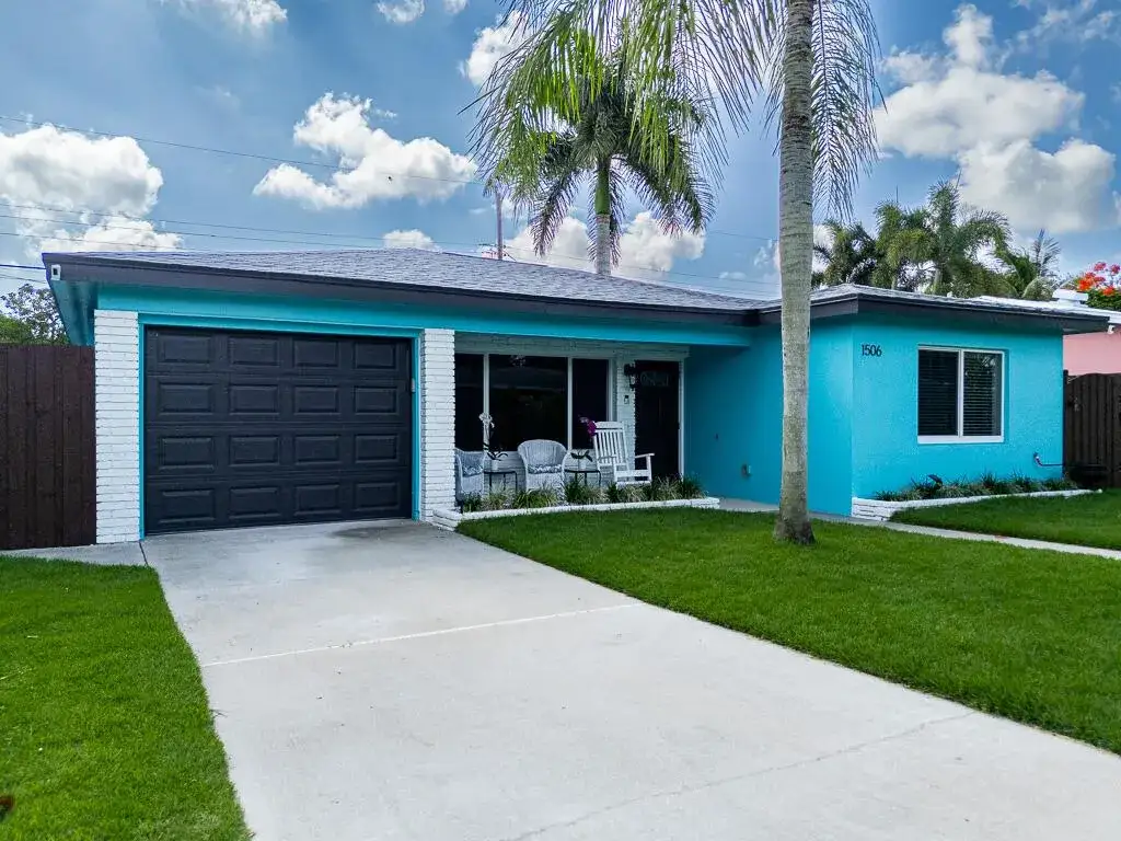 3 bedroom 2 bath Residential for sale at 1506 N L Street, FL 33460