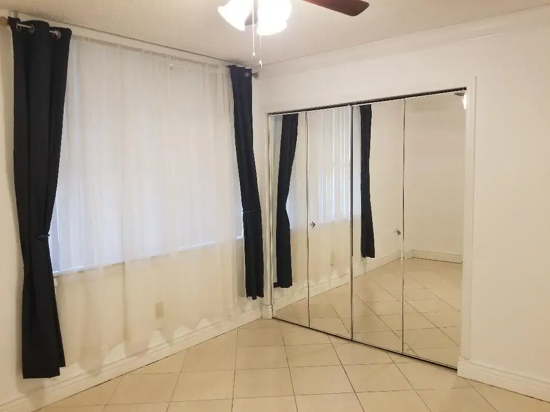 2 bedroom 2 bath Residential for sale at 7500 NW 1st Court # 3, Plantation FL 33317