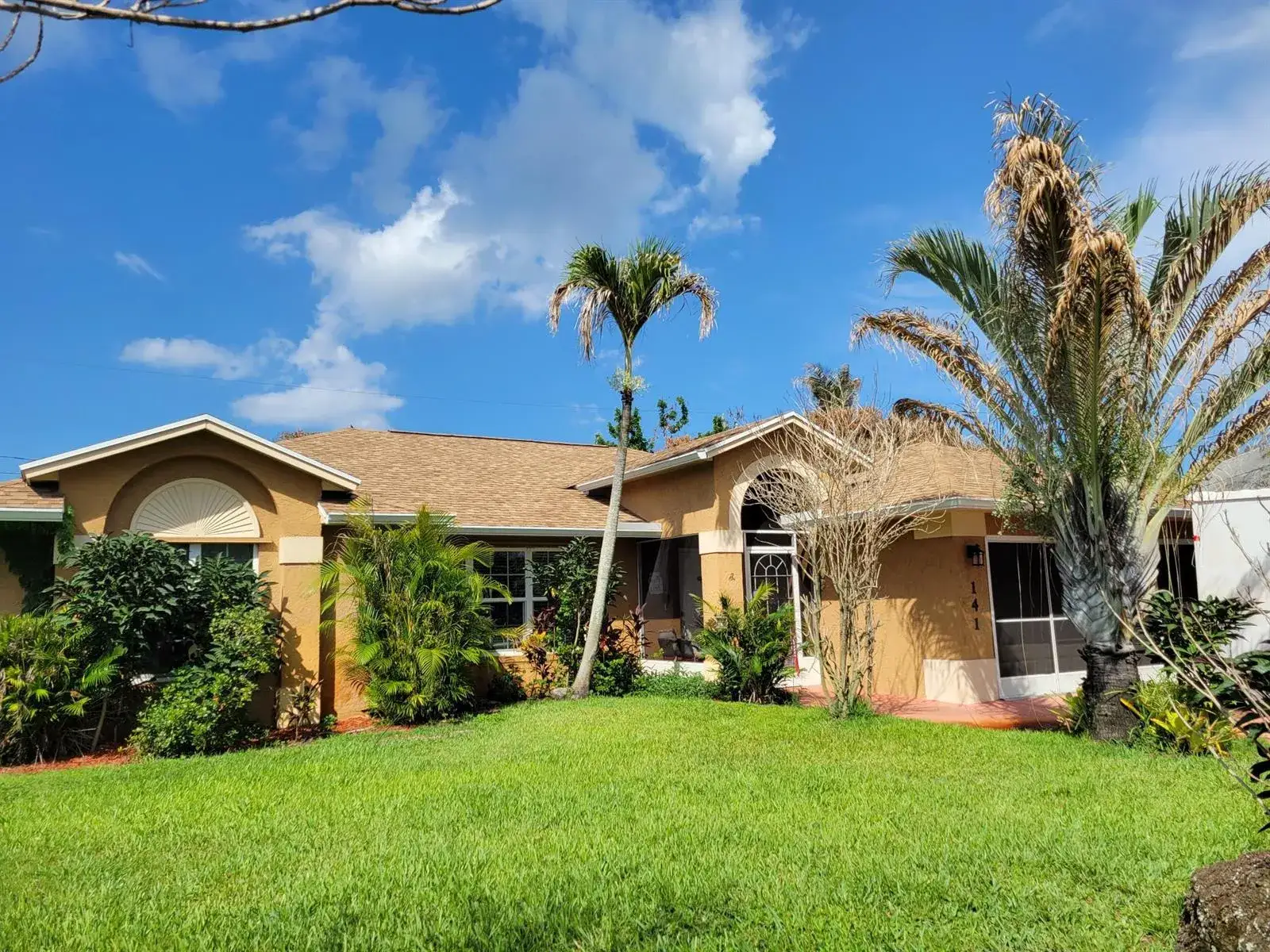 3 bedroom 2 bath Residential for sale at 141 SW Covington Road, Port St. Lucie FL 34953