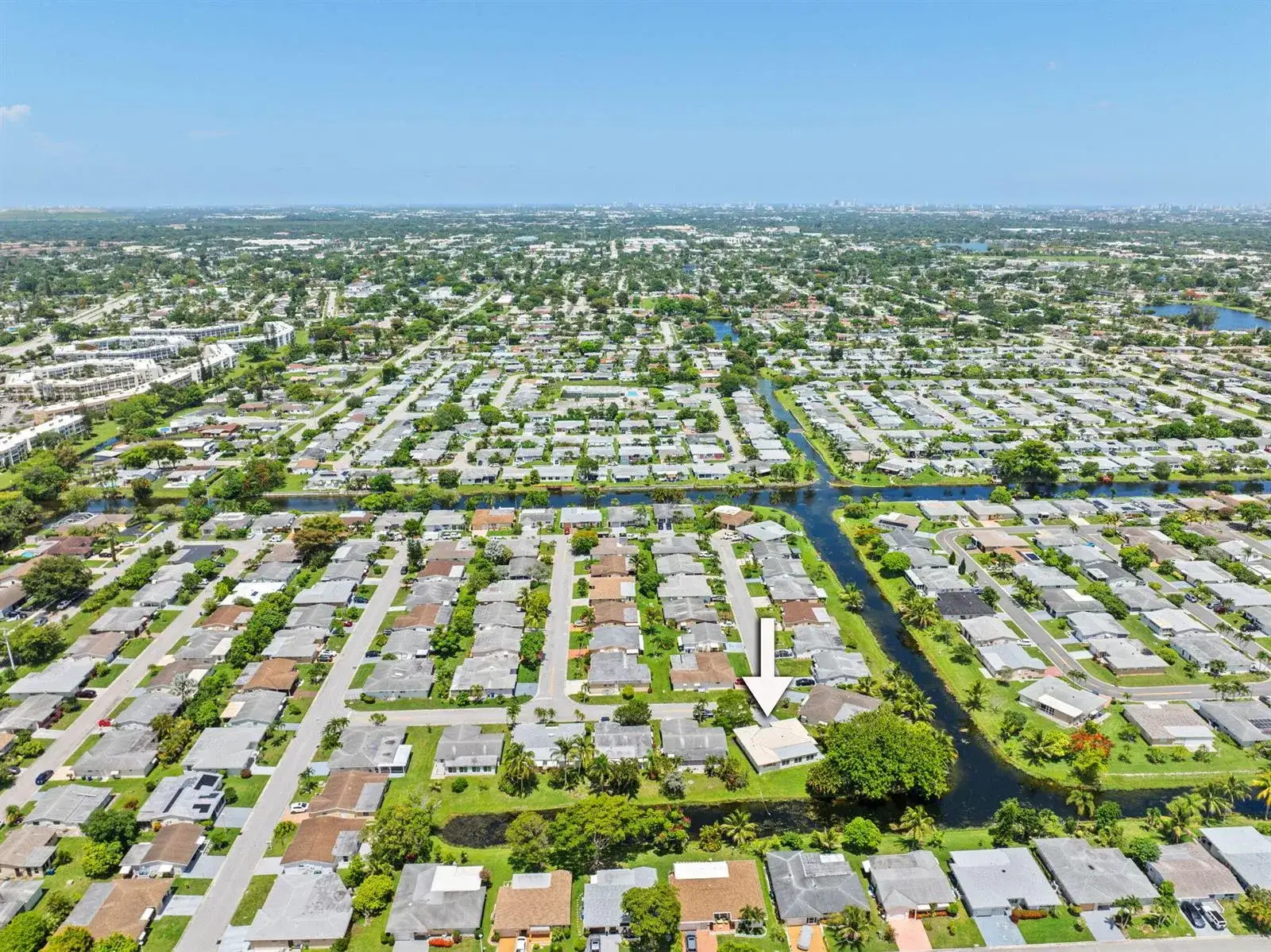 3 bedroom 2 bath Residential for sale at 1550 NW 70th Terrace, Margate FL 33063