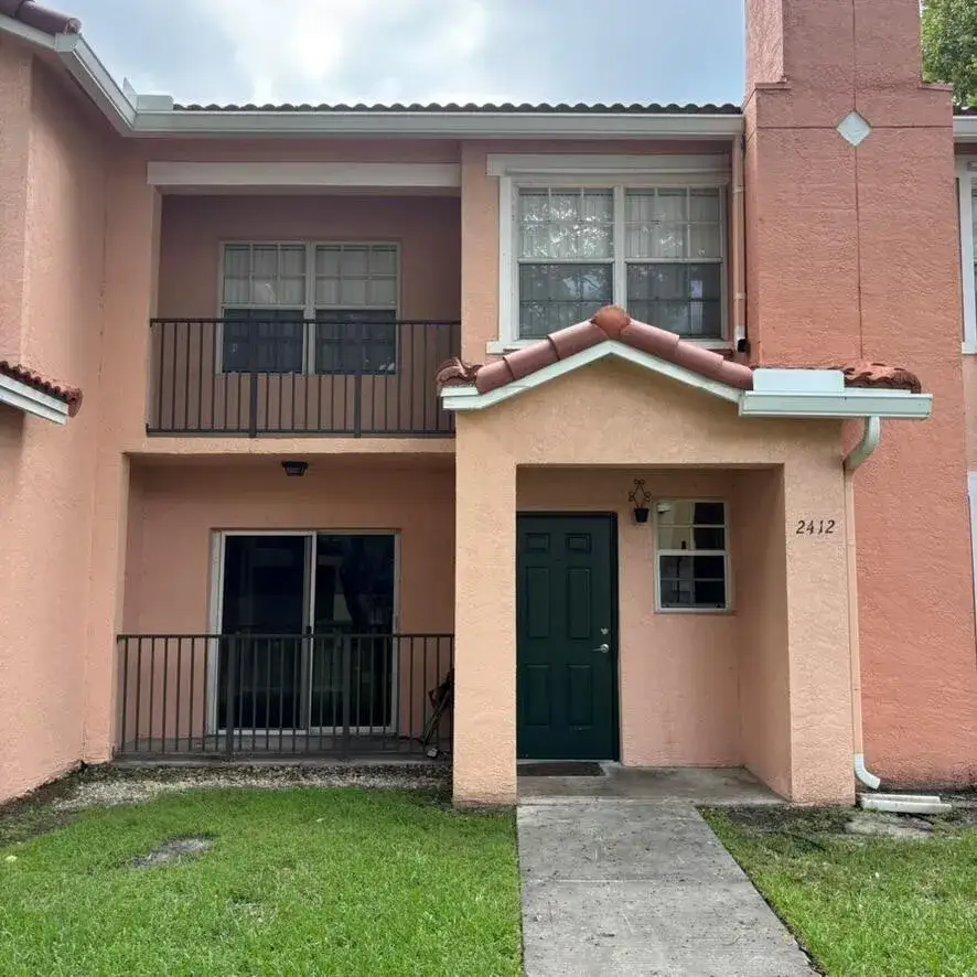 2 bedroom 2 bath Residential Lease for rent at 2412 Belmont Lane, North Lauderdale FL 33068