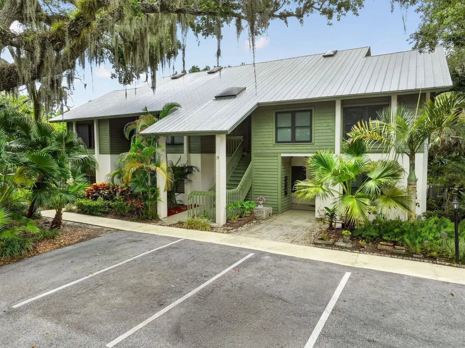 2 bedroom 2 bath Residential for sale at 5250 SE Seascape Way # 102, Stuart FL 34997