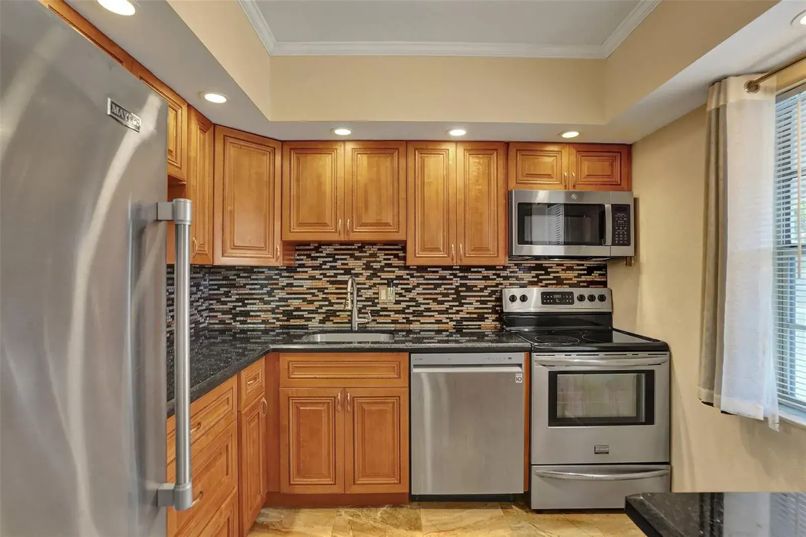 2 bedroom 2 bath Residential for sale at 651 NW 80th Terrace # 207, Margate FL 33063